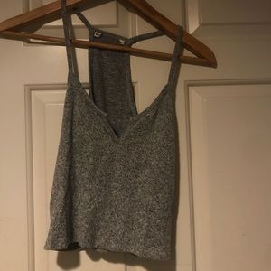 Grey tank top cropped